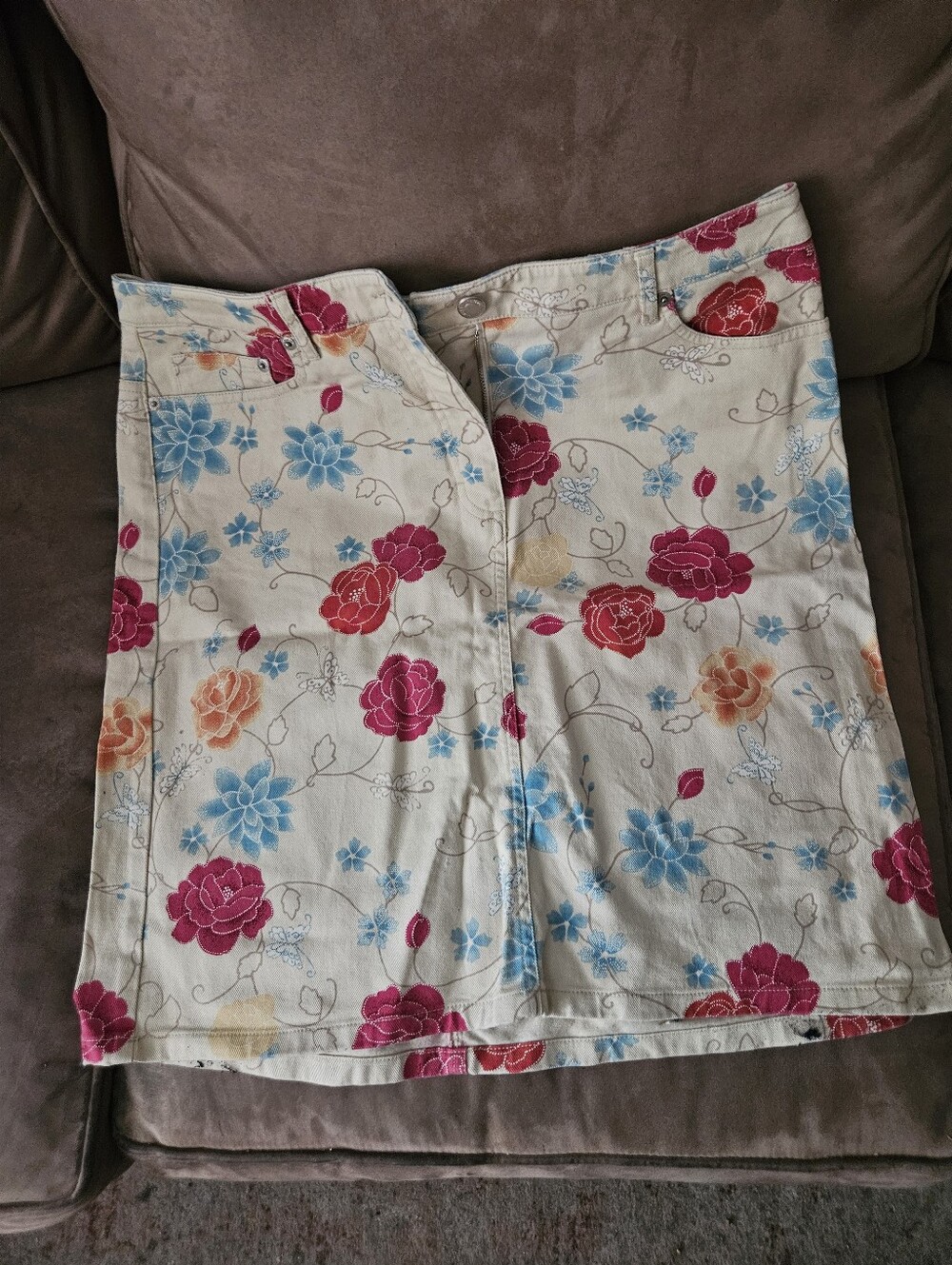 Ann Taylor Floral Print A-Line Skirt in Ivory with Pink & Blue Flowers